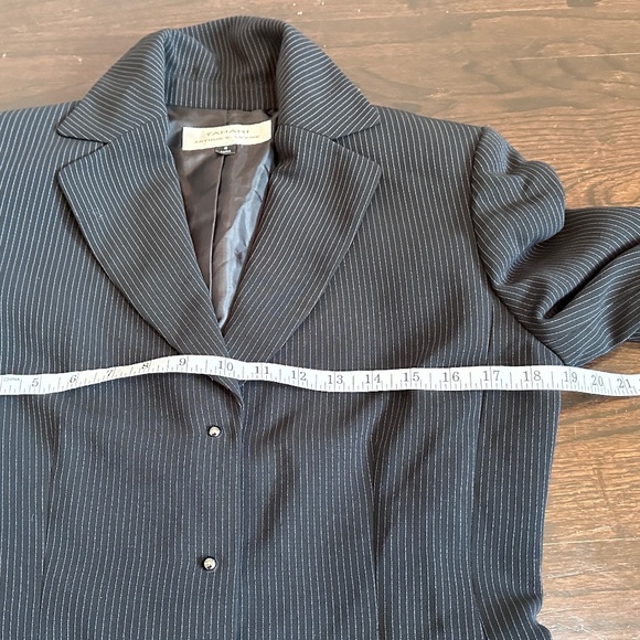Tahari Arthur S Levine career black striped fitted blazer size 6 - Picture 10 of 15